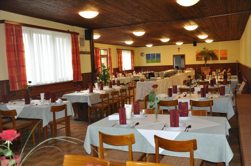 Gasthof Zur Linde Sankt Andrä bei Frauenkirchen المظهر الخارجي الصورة