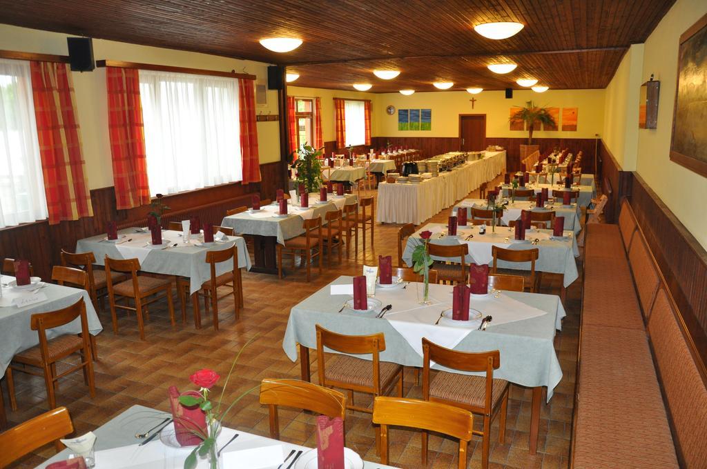 Gasthof Zur Linde Sankt Andrä bei Frauenkirchen المظهر الخارجي الصورة